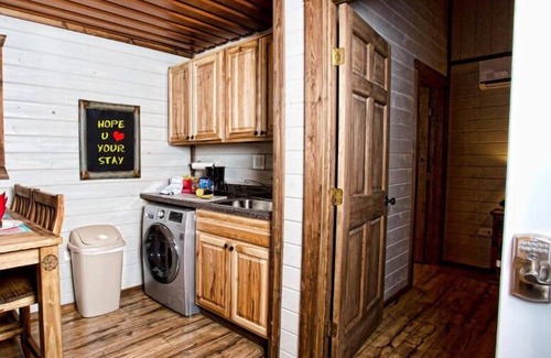 Hamlin Apartment | Life's Suites