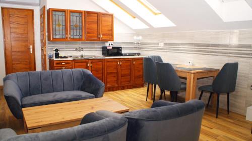 Pusztaszabolcs Apartment | Liget Apartman