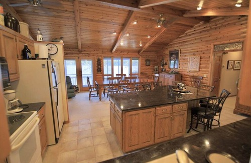 South Haven House | Lighhouse Point Cabin Rental