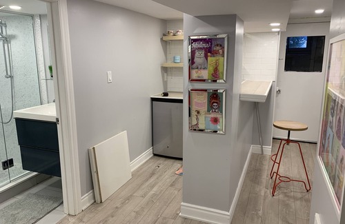 Regal Heights House | Light and bright High Walk Score Apartment