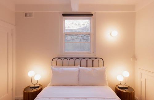 Trevallyn Apartment | Light and Bright Trevallyn Stay with River Views