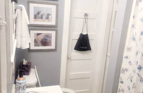 Brownwood House | Light & Bright - Small Bungalow