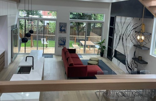 Birch Cliff House | Light Filled Escape