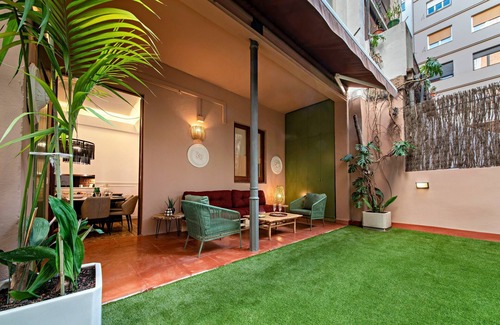 Dreta de l'Eixample Apartment | Light & modern apartment with terrace in Barcelona