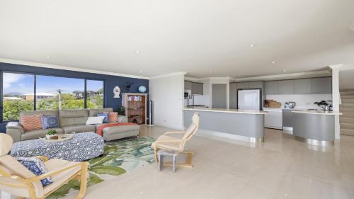 Emerald Beach House | Lighthouse at Emerald Beach - Ocean Views, walk to beach