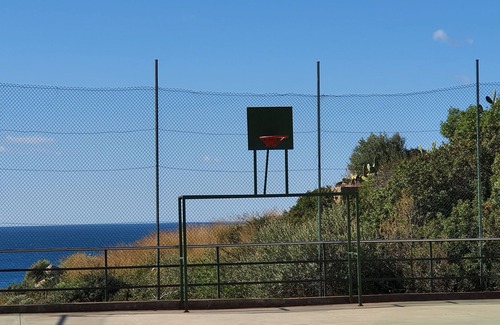 Costa Daurada Apartment | Lighthouse, beachfront apartment