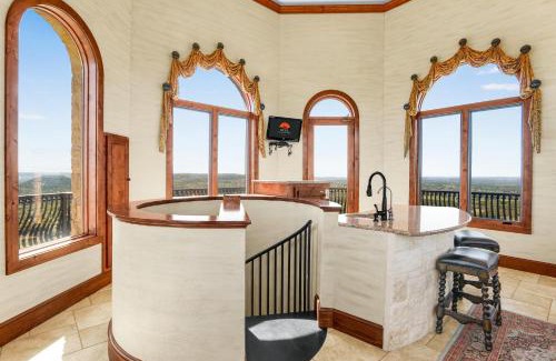 Johnson City House | Lighthouse Hill Ranch - Lighthouse