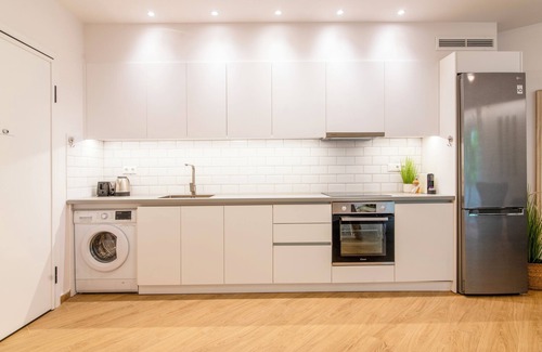 Kypseli Apartment | Lighthouse Kipseli