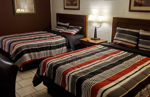 Pocahontas Hotel | Lighthouse Lodge