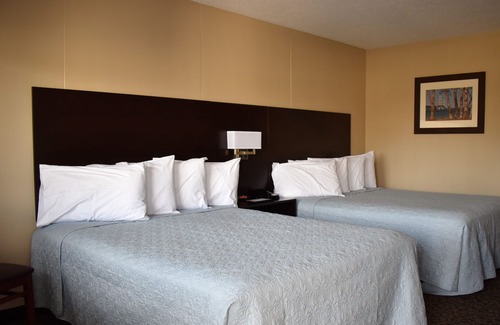 Mackinaw City Hotel | Lighthouse View Motel