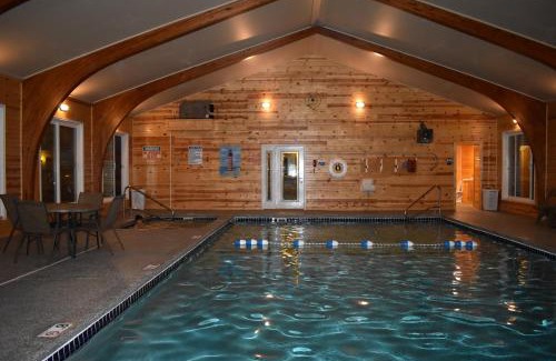 Mackinaw City Hotel | Lighthouse View Motel