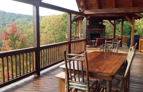 Necowa Cove House | Lights Lodge