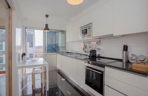 Boavista Apartment | Liiiving in Porto | Bright Light Apartment