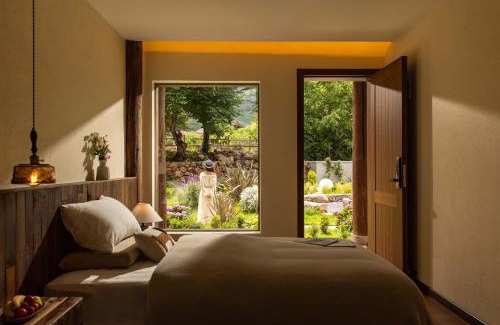 Baisha Old Town Hotel | LiJiang Mountain Spring Resort