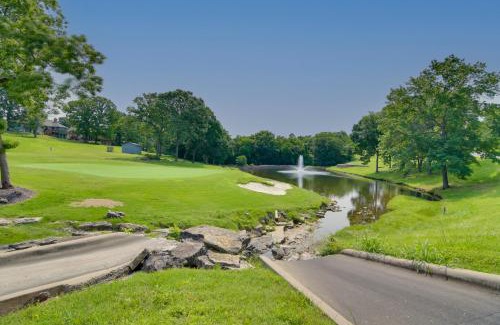 Table Rock Apartment | Lil Slice of Heaven on Hole 11 Branson Condo!