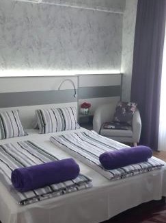 Harkany Apartment | Lila Ház