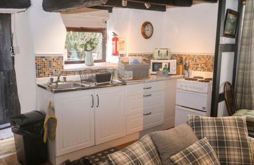 Paignton House | Lilac Cottage