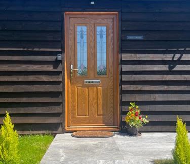 Leominster House | Lilac Cottage