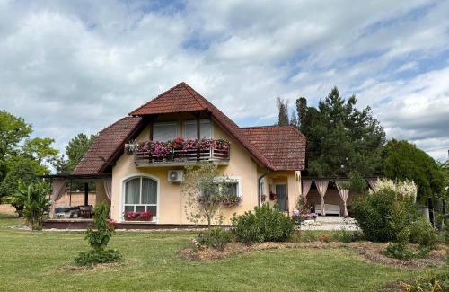 Balatonbereny House | Liliána apartman