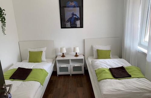 Sajoszentpeter Hotel | Lili Motel