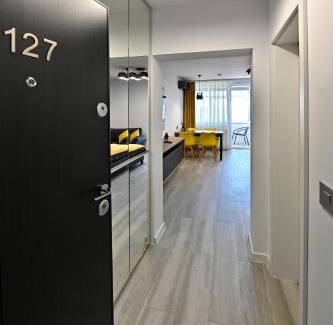 Pitesti Apartment | Lili`s Studio