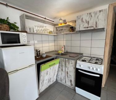 Badacsony Apartment | Liliana Apartman és Csónakház