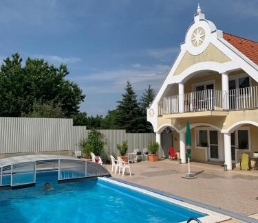 Heviz House | Lilium Villa Hévíz