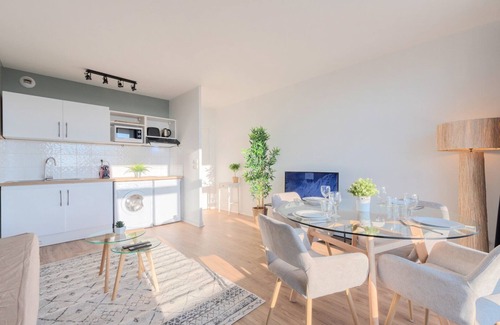 Lille Apartment | Lille Gare - 2 pers incredible view on Lille !