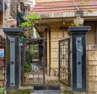Ranwar Apartment | Lilou Studio Bandra W by The Bombay Home Company