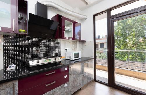 Rishikesh Apartment | Lily 3BHK by Wabi Sabi Stays with Private Balcony