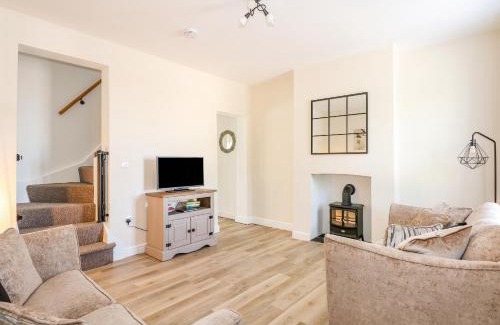 Denver House | Lily Cottage