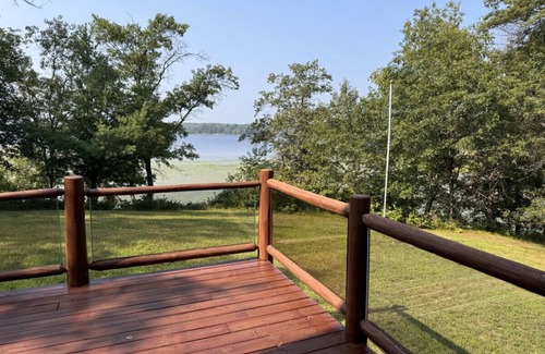 Webb Lake House | Lily Lake - 3br 2 King 1 Queen - UTV Snowmobile