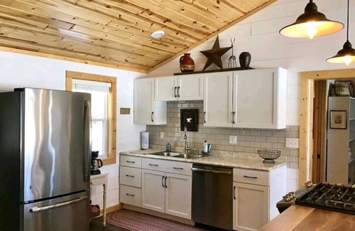 Park Falls Cabin | Lily Pad on Muskie Lake