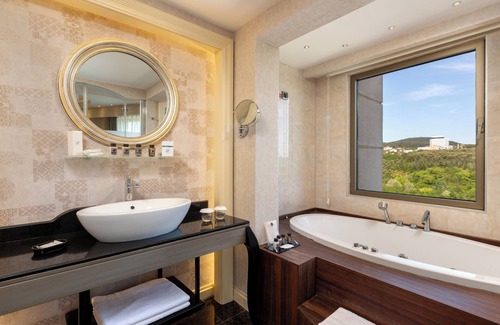 Beykoz District Hotel | Limak Eurasia Luxury Hotel