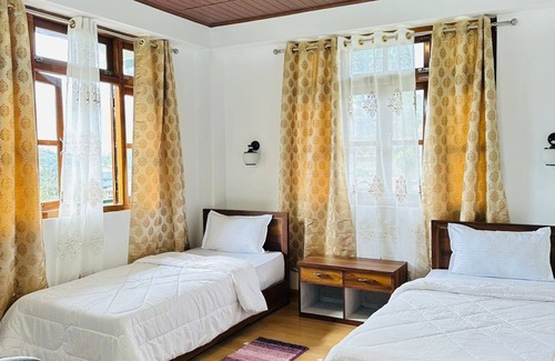 Yuksam Resort | Limboo Homestay: tranquil stay amidst lush greenery