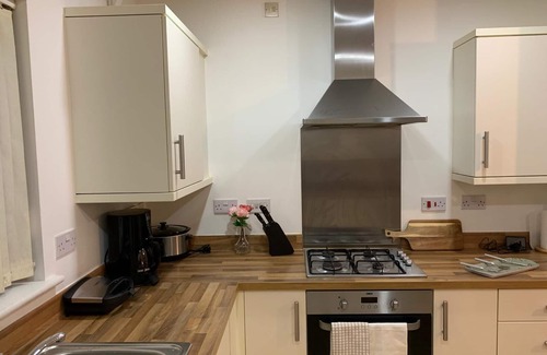 Thames House | Lime, Large Double Room, Barking, Close to London