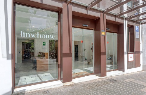 Sarria Apartment | Limehome Barcelona Carrer de Fontcoberta