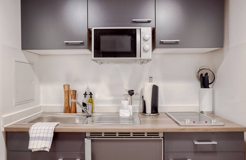 Zwickau Apartment | Limehome Zwickau Hauptmarkt