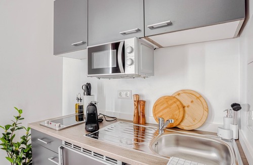 Zwickau Apartment | Limehome Zwickau Hauptmarkt