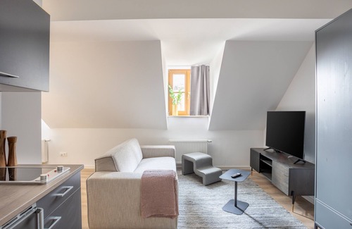 Zwickau Apartment | Limehome Zwickau Hauptmarkt