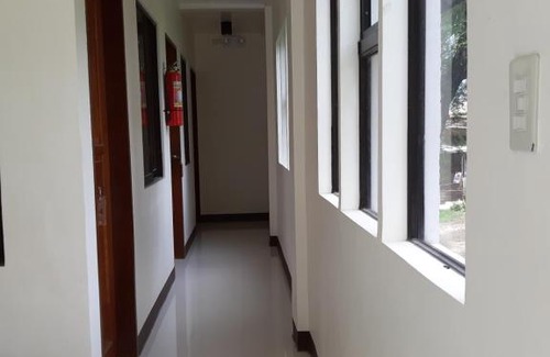 Barangay Buena Suerte Hotel | Limestone View Inn