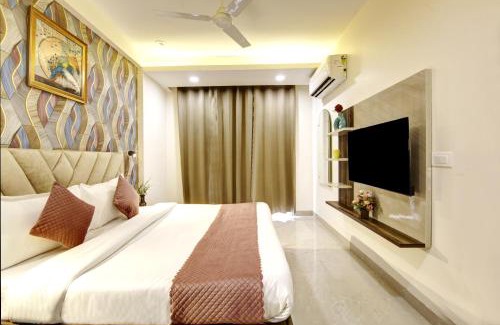 Sushant Lok Apartment | Limewood stay 1BHK Apartments Near Huda Metro And Fortis Hospital