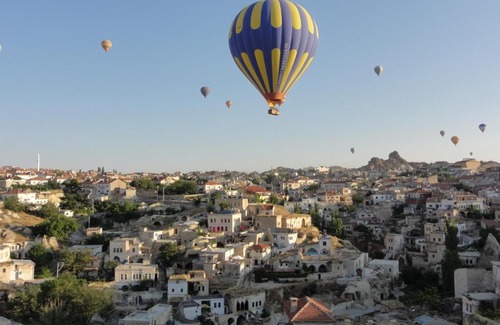 Ortahisar Bed & Breakfast | Limon Cave House