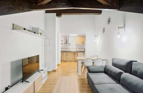 Escarrilla Apartment | LINA by Cardi Suites