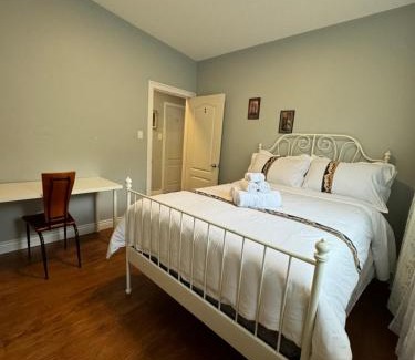 Glenridge House | Lina's Place1