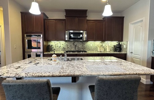 Lincoln House | Lincoln Great Home w/Beautiful Pool+ Hot Tub - Welcome! Enjoy your stay!