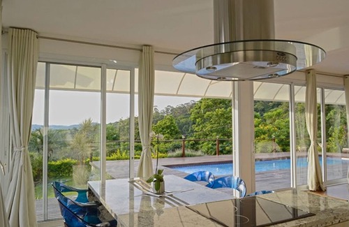 Jardim Flamboyant House | Linda Casa COM Vista Panorâmica Perto DE SP 3 Suites. Max 6 Pessoas