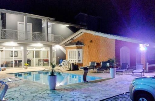 Itatiba House | Linda casa em condomínio fechado para temporada.