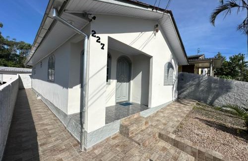 Vila Zuleima Apartment | Linda e Ampla Casa Inteira Próxima ao Centro de Criciúma