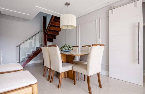 Centro Apartment | Linda e luxuosa cobertura na praia do Forte, Cobertura Sol De Verão